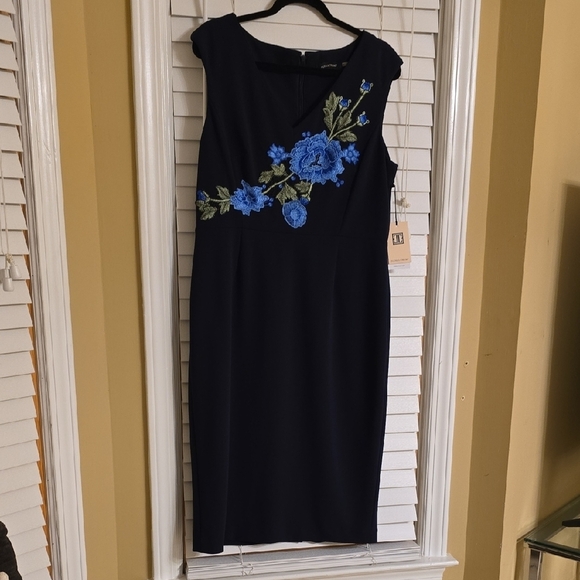 Ivanka Trump Blue Sleeveless Sheath Midi Dress - Picture 1 of 10